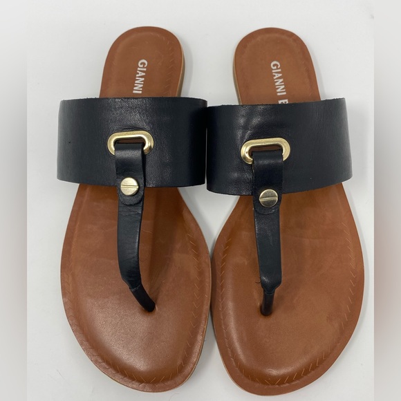 Gianni Bini Shoes - GIANNI BINI Women's Thong Black Leather Flat Sandals FAIRISS 6M